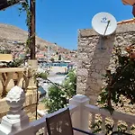 Mansion House Dom wakacyjny Chalki Town
