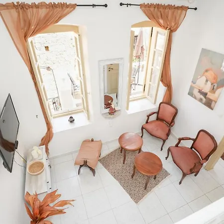 بيت للعطل Mansion House