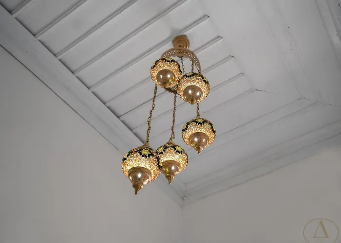 بيت للعطل Mansion House