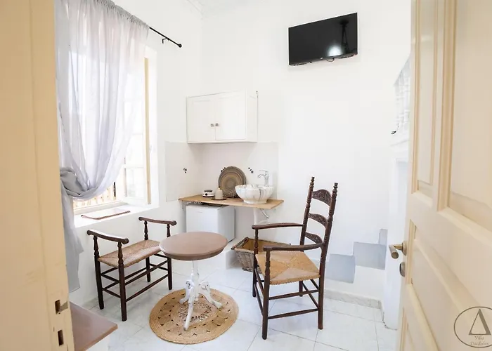 Mansion House Chalki Town