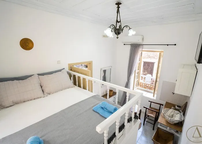 Mansion House * Chalki Town